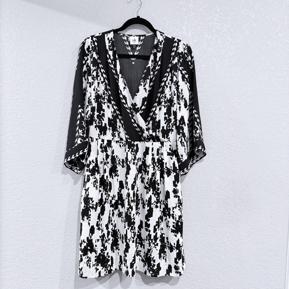 Cabi X-Factor Dress Black & White Floral Print V-Neck 3/4 Sleeve Size Medium